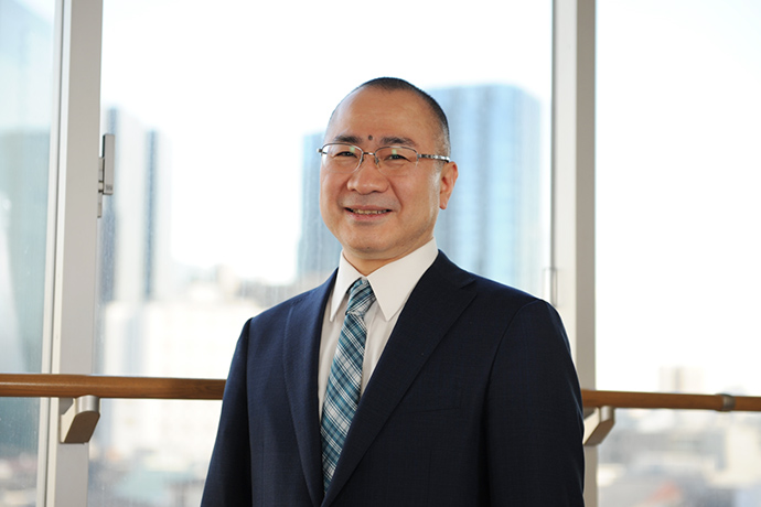 手島 一真 教授